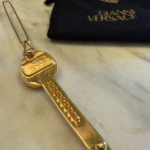 Gianni Versace Hair Clip - Picture 3 of 6